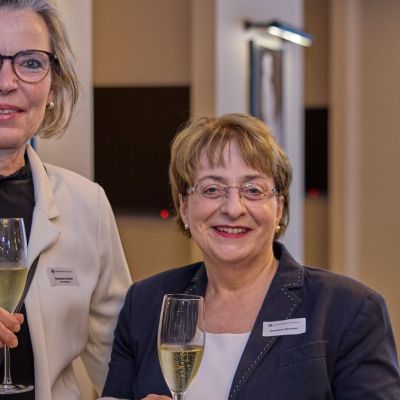 014_wimanphotography_047A9570_moneypenny_240910_highres jpg 300dpi.jpg